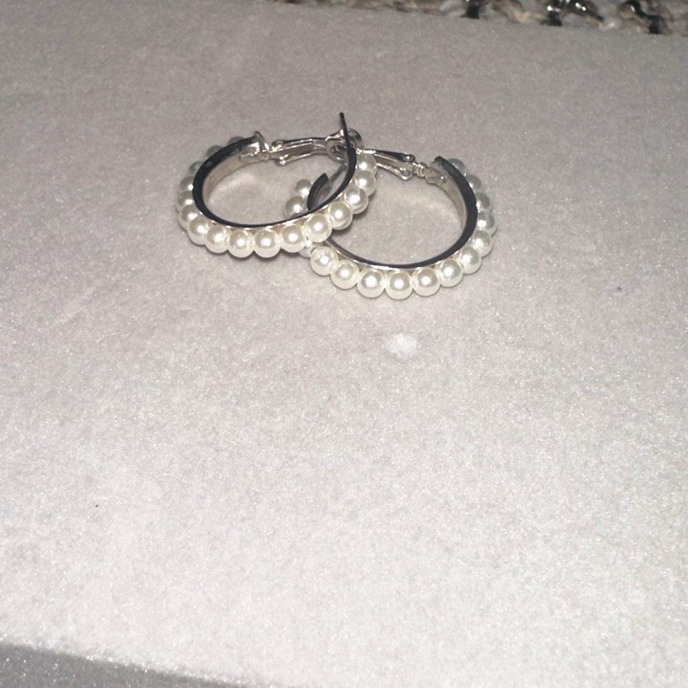 pearl hoops